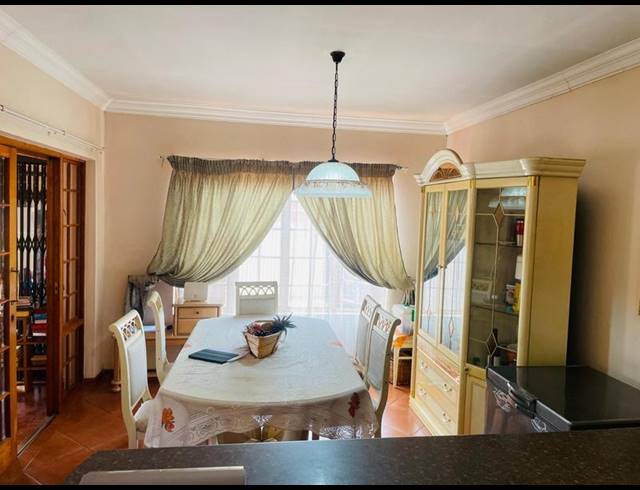 3 BEDROOM HOUSE FOR SALE IN HEATHERVIEW